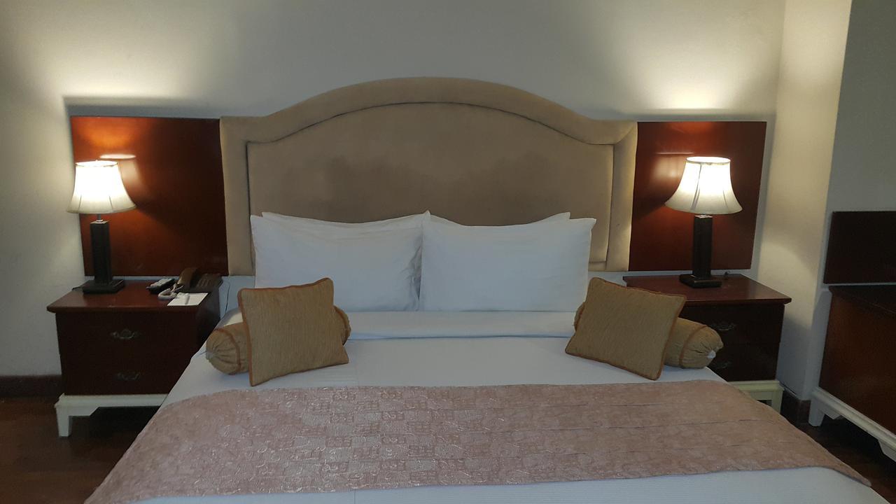Savoey Hotel Lahore Eksteriør billede